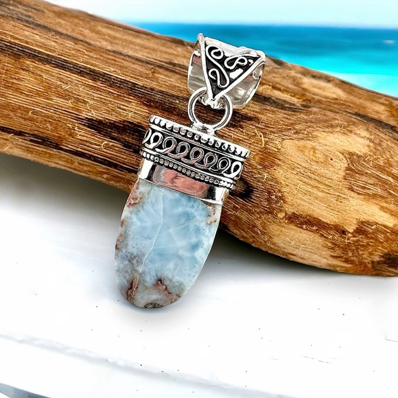 Larimar Natural Caribbean Gemstone 925 Silver Pendant Necklace - Picture 1 of 4